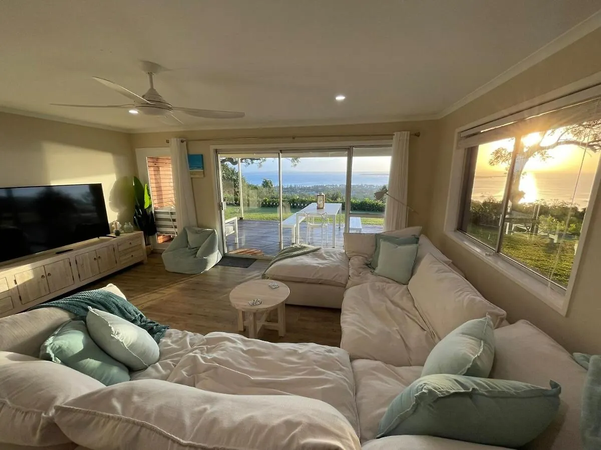 Holiday home Aqua Straddies Best View Bay, Brissy & Beyond Dunwich Australia