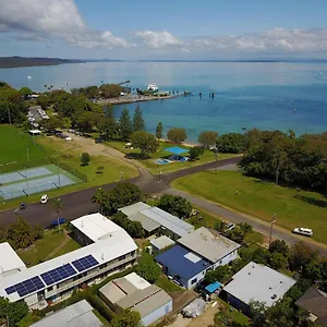 Minjerribah Island Straddie Hostel